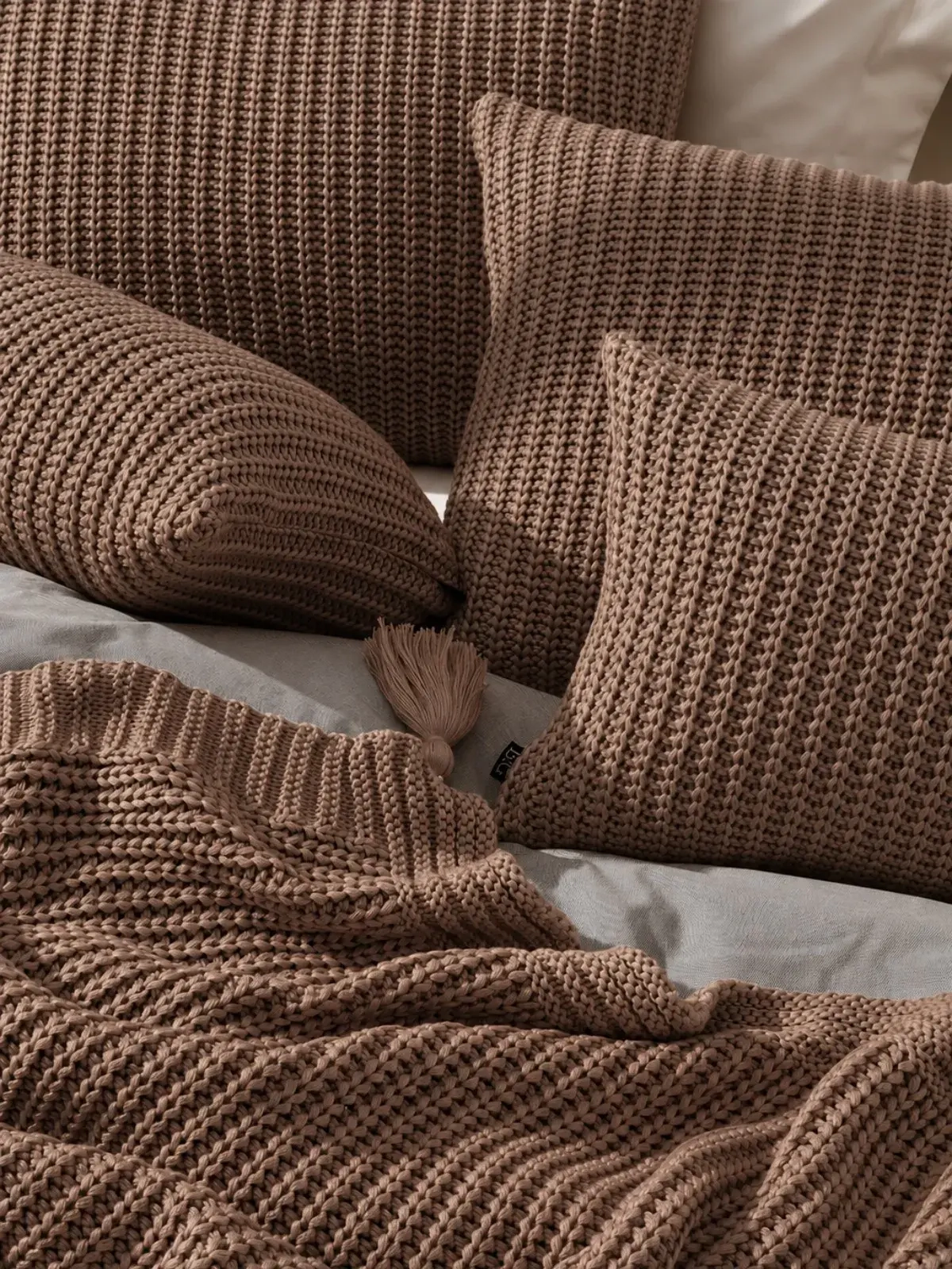 Kit 2 Almofadas e Peseira Big Tricot Bege
