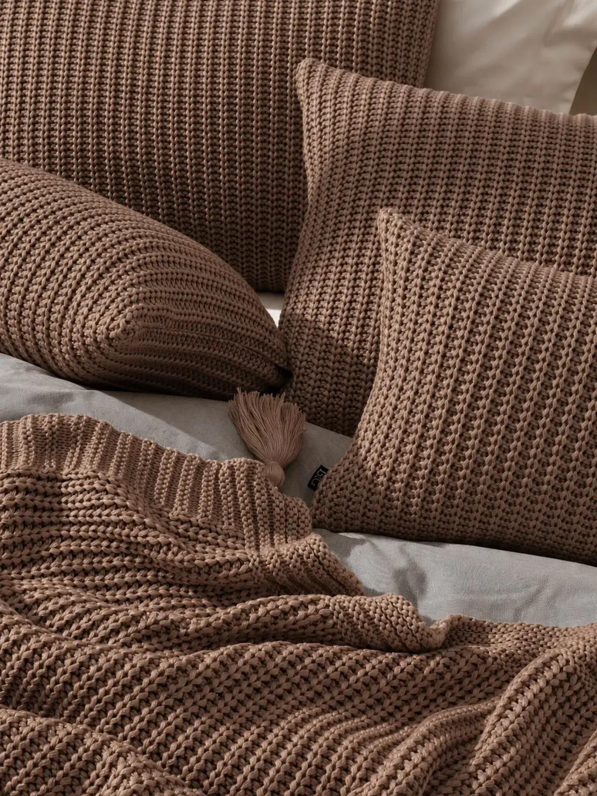 Kit 2 Almofadas e Peseira Big Tricot Bege