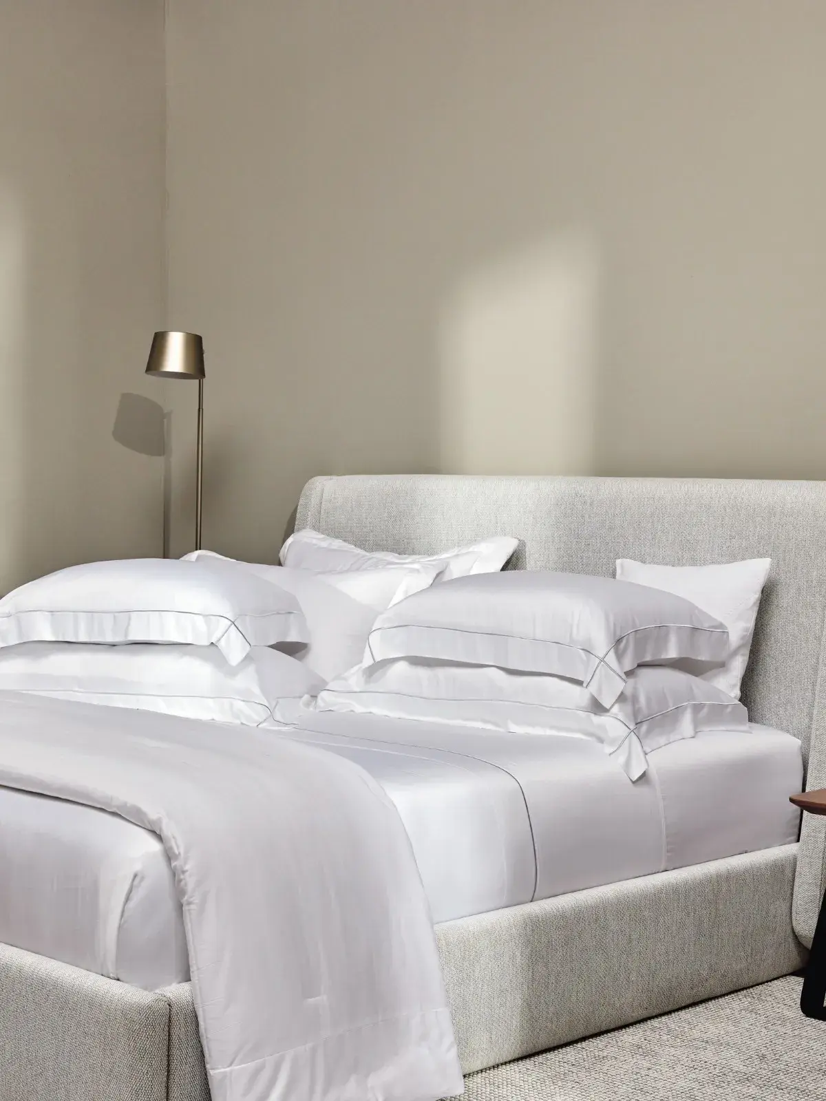 Jogo de Cama Trussardi 300 fios Bambu Girelli branco/platino