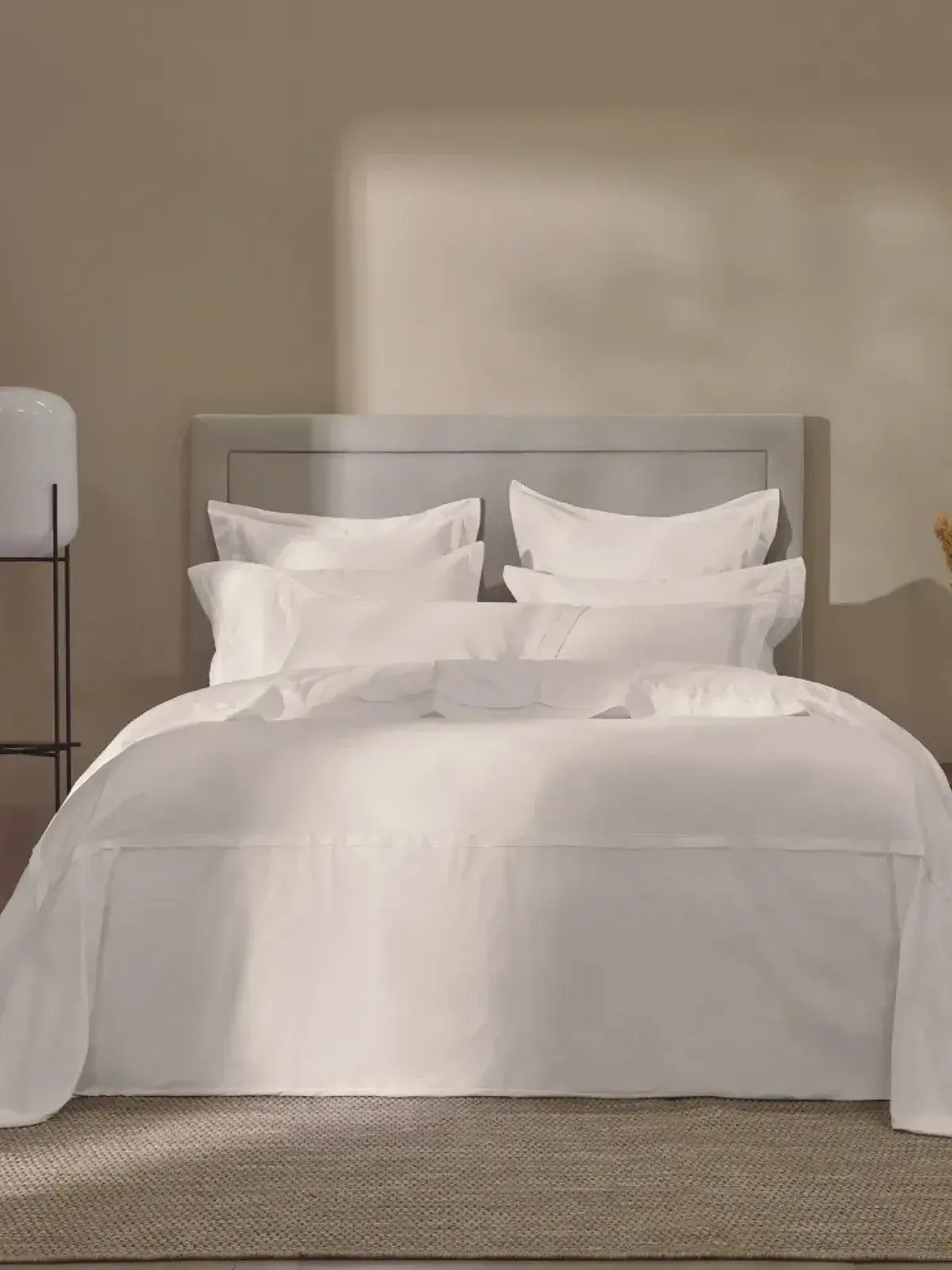 Super Fronha Trussardi 300 fios 100% Algodão Vercelli branco/branco