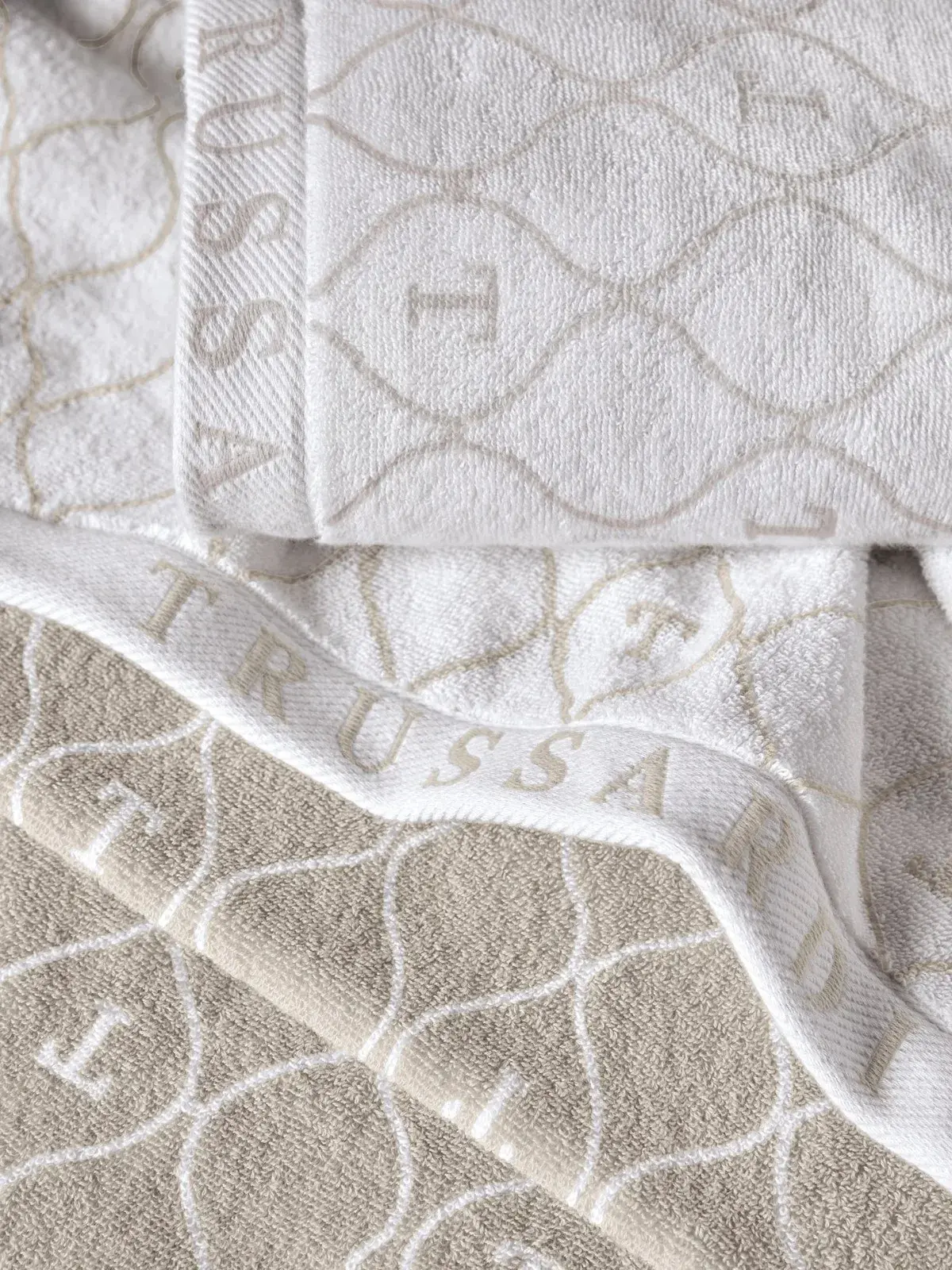 Toalha Trussardi 100% Algodão Speciale branco/cinza