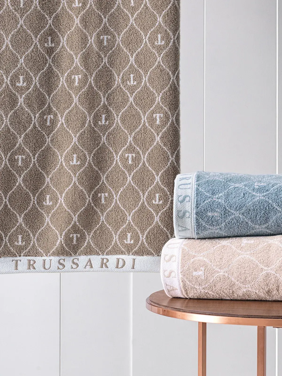 Toalha Trussardi 100% Algodão Speciale branco/cinza