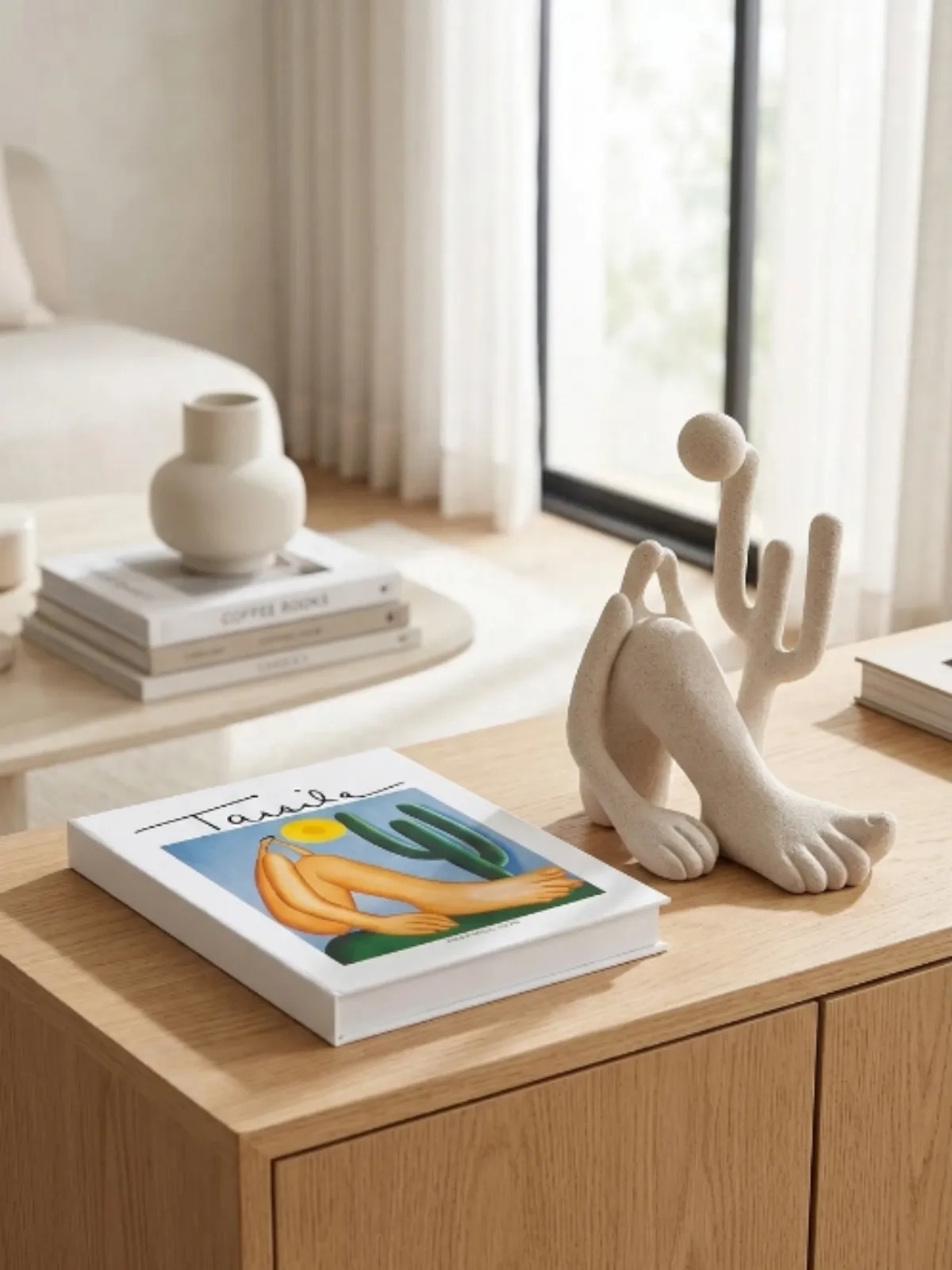 Livro Caixa Decorativo em MDF e Canvas Abaporu G