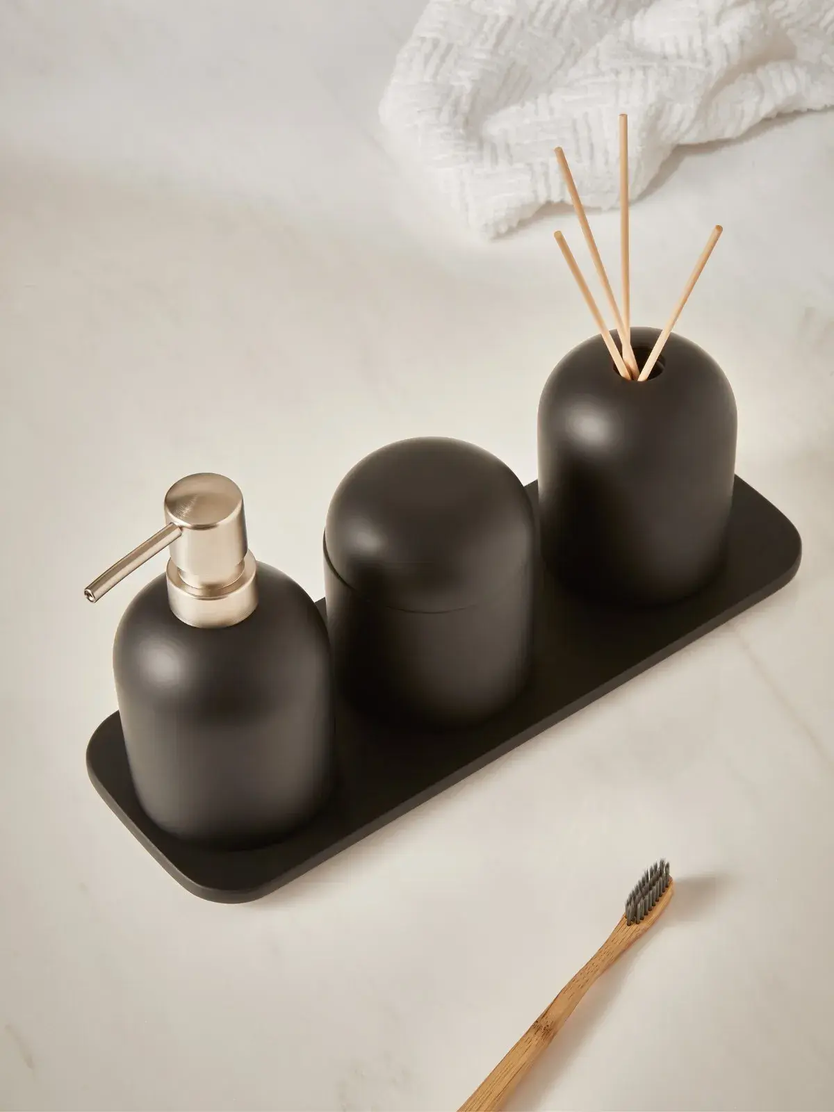 Kit em Cimento para Banheiro e Lavabo 4 Peças Preto