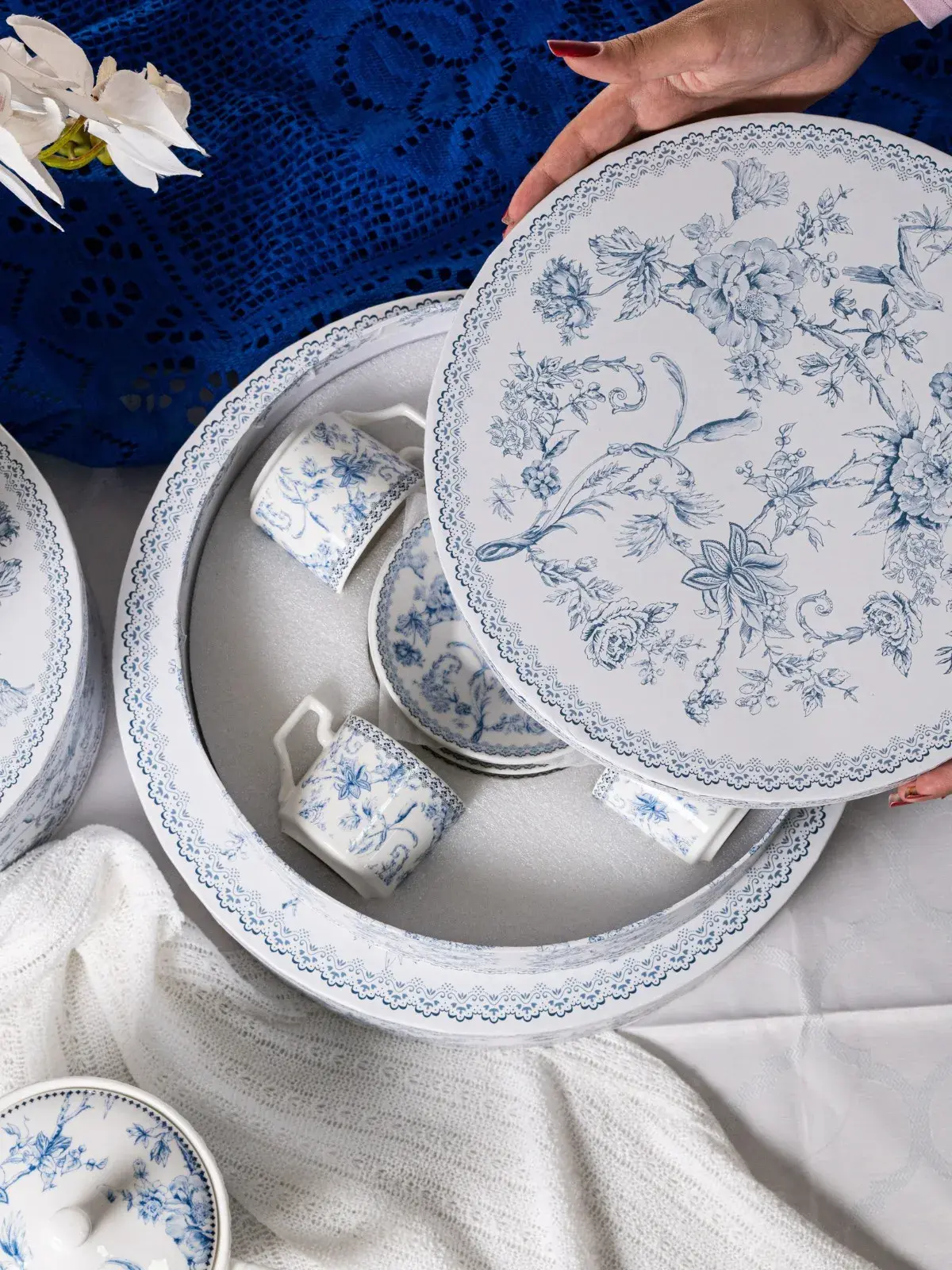 Jogo de 8 peças para Café Hortênsia em New Bone China Azul