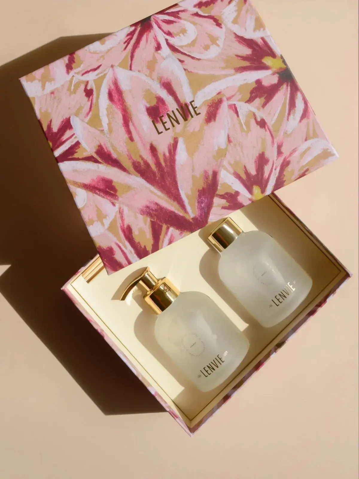 Kit Difusor e Sabonete Líquido Lenvie Magnólia 150ml 