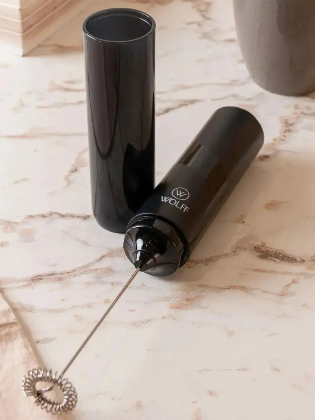 Mini Mixer a Pilha em Inox Preto 
