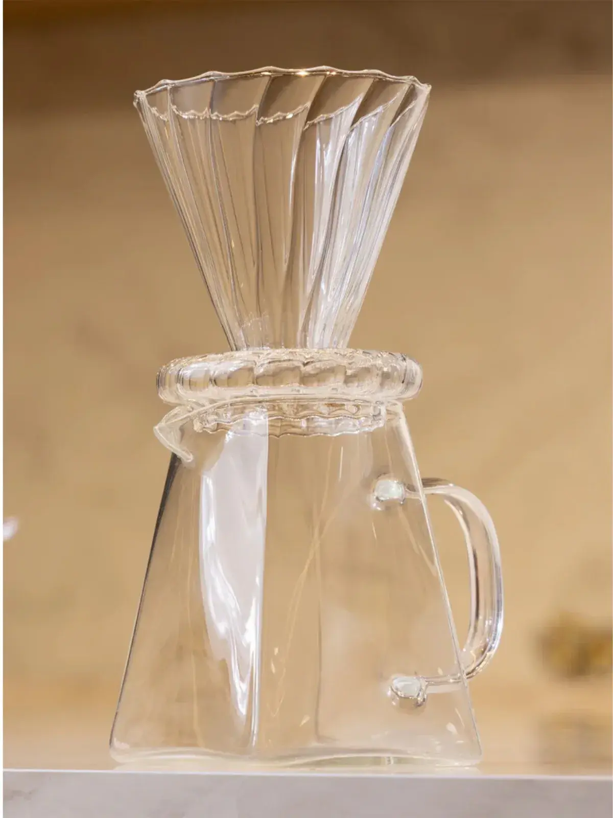 Cafeteira com Suporte para Filtro em Vidro Borossilicato 