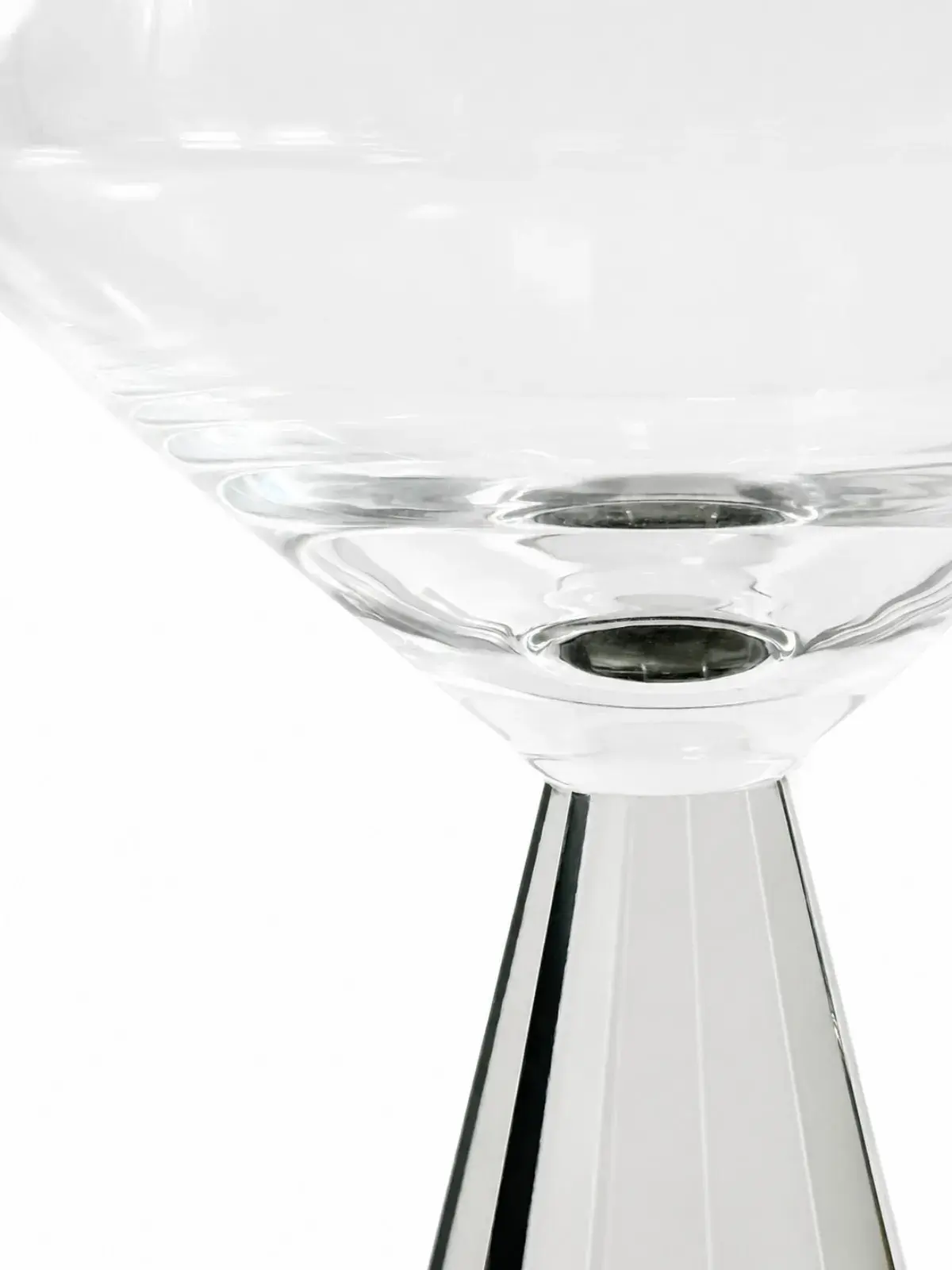 Taça Vinho Branco Base Geométrica Fumê