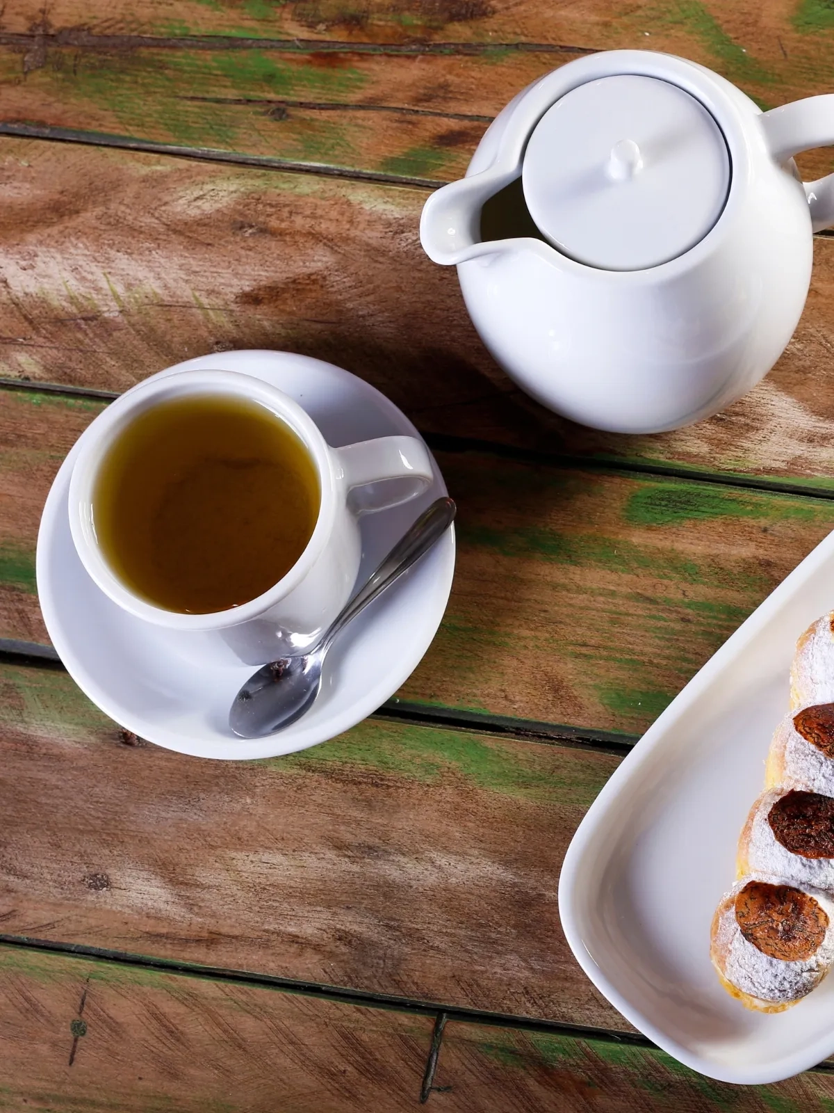 Xícara de Chá com Pires em Porcelana Bold 